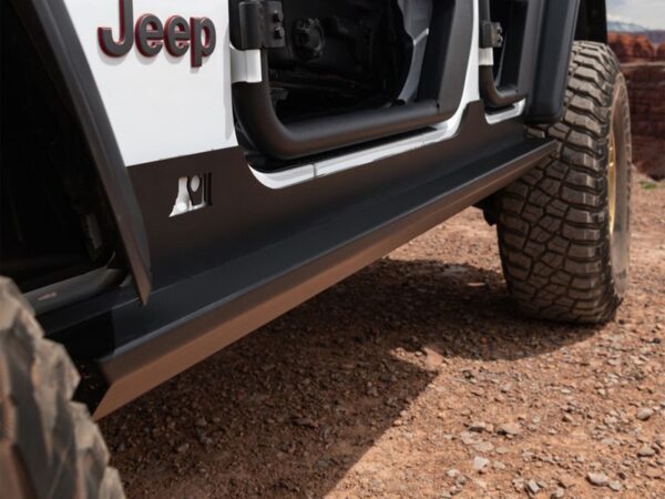 Rugged Ridge XHD Rock Sliders with Integrated Step and Foam Gasket Protection